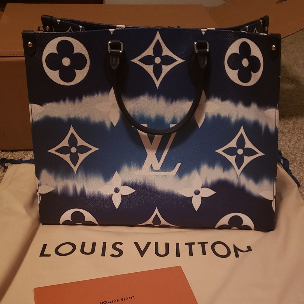 PRICE DROP!! BRAND NEW ESCALE ON THE GO